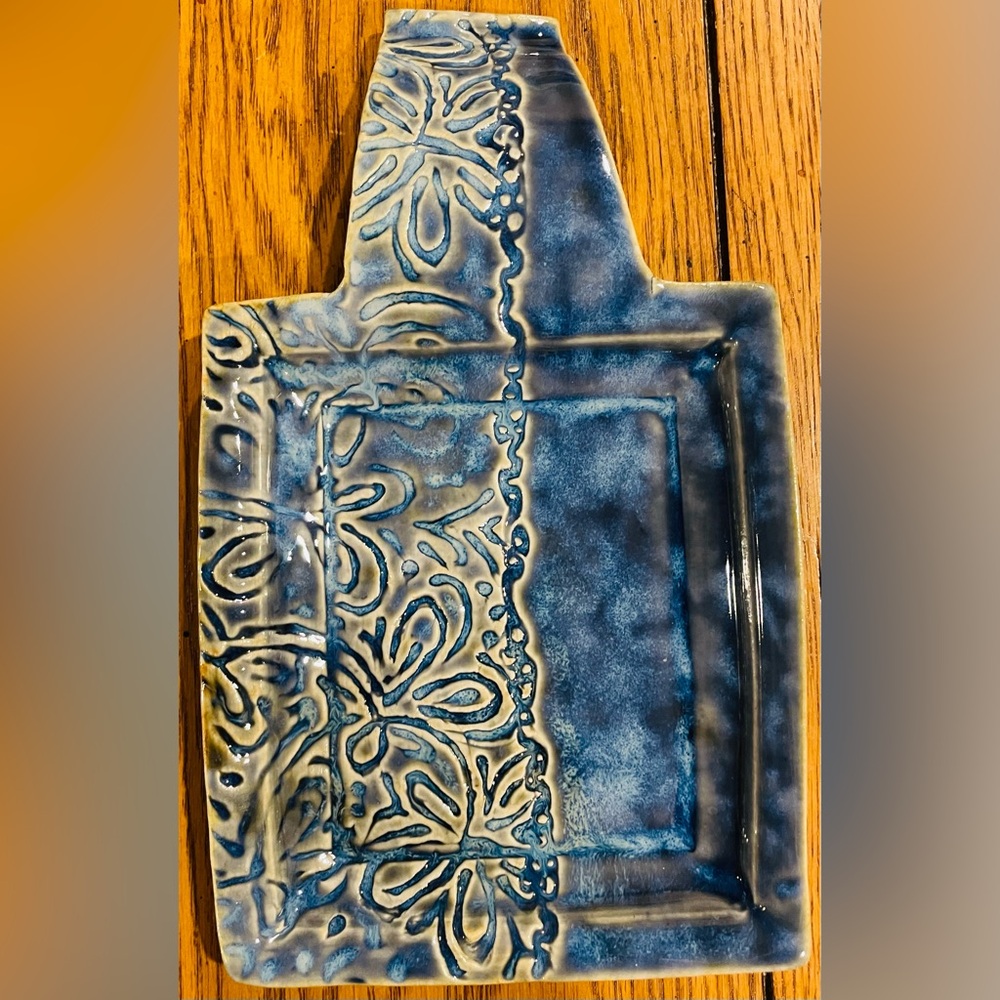 Abby Lingle Spoon Rest, handmade, blue colors, dimensions pictured